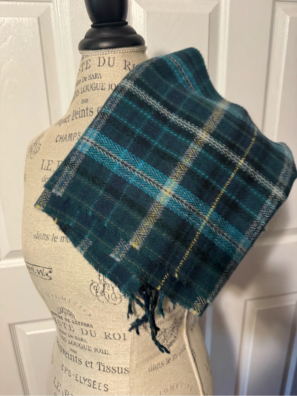H&M Classic Teal Plaid Acrylic Scarf